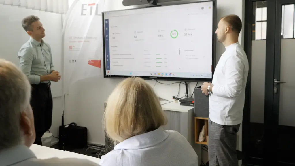 Präsentation über KI-Systeme und ETL.